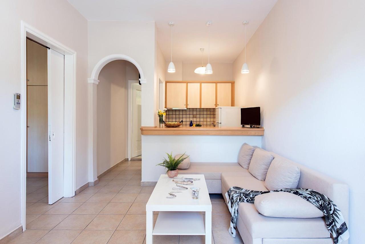 Kokoros Apartments Kato Korakiana Eksteriør billede